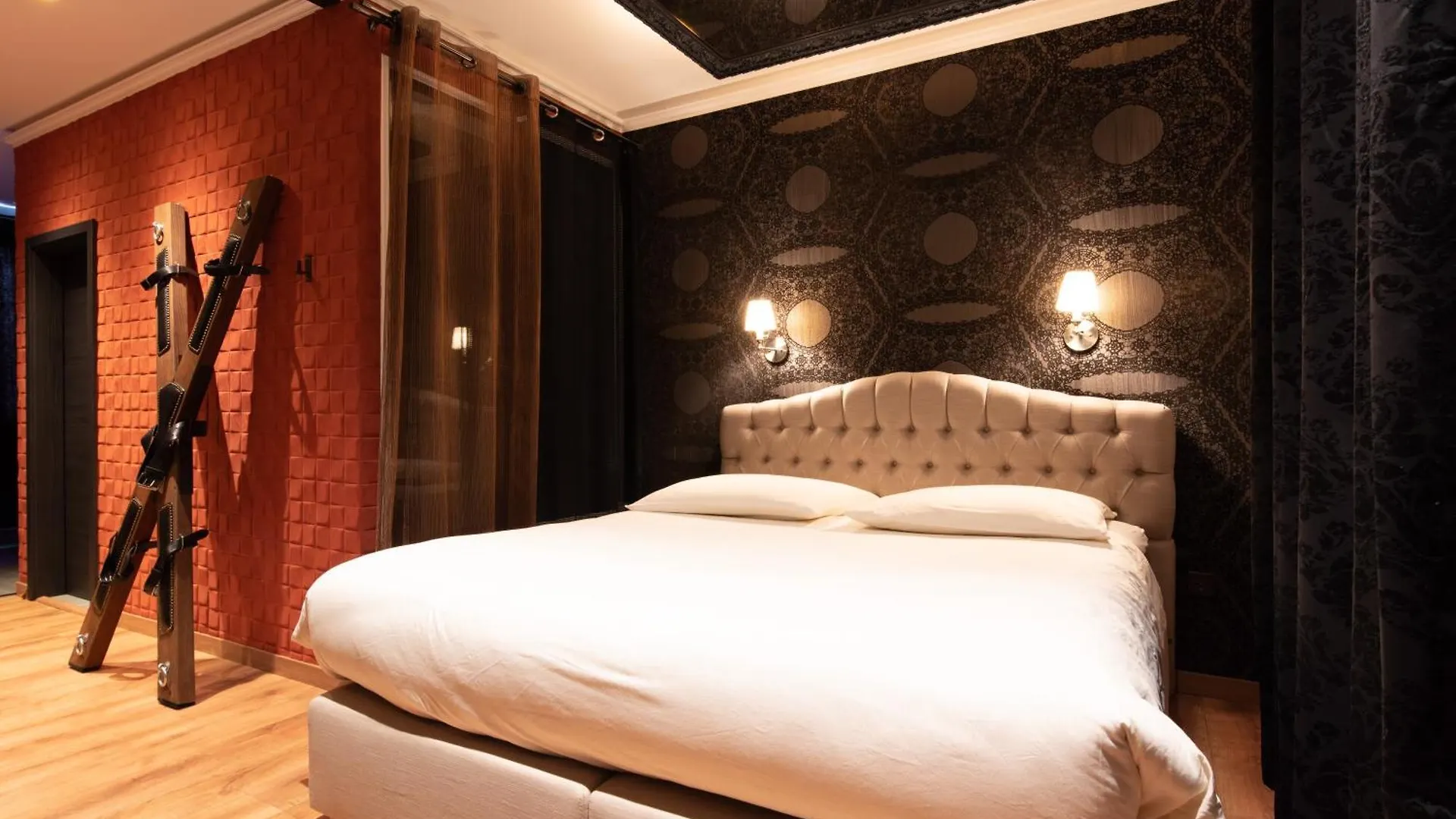 Love Room - Luxembourg Luxembourg